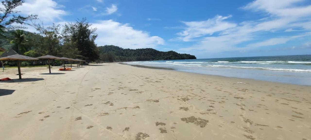 The Village Rua Beach Homestay Bagian luar foto