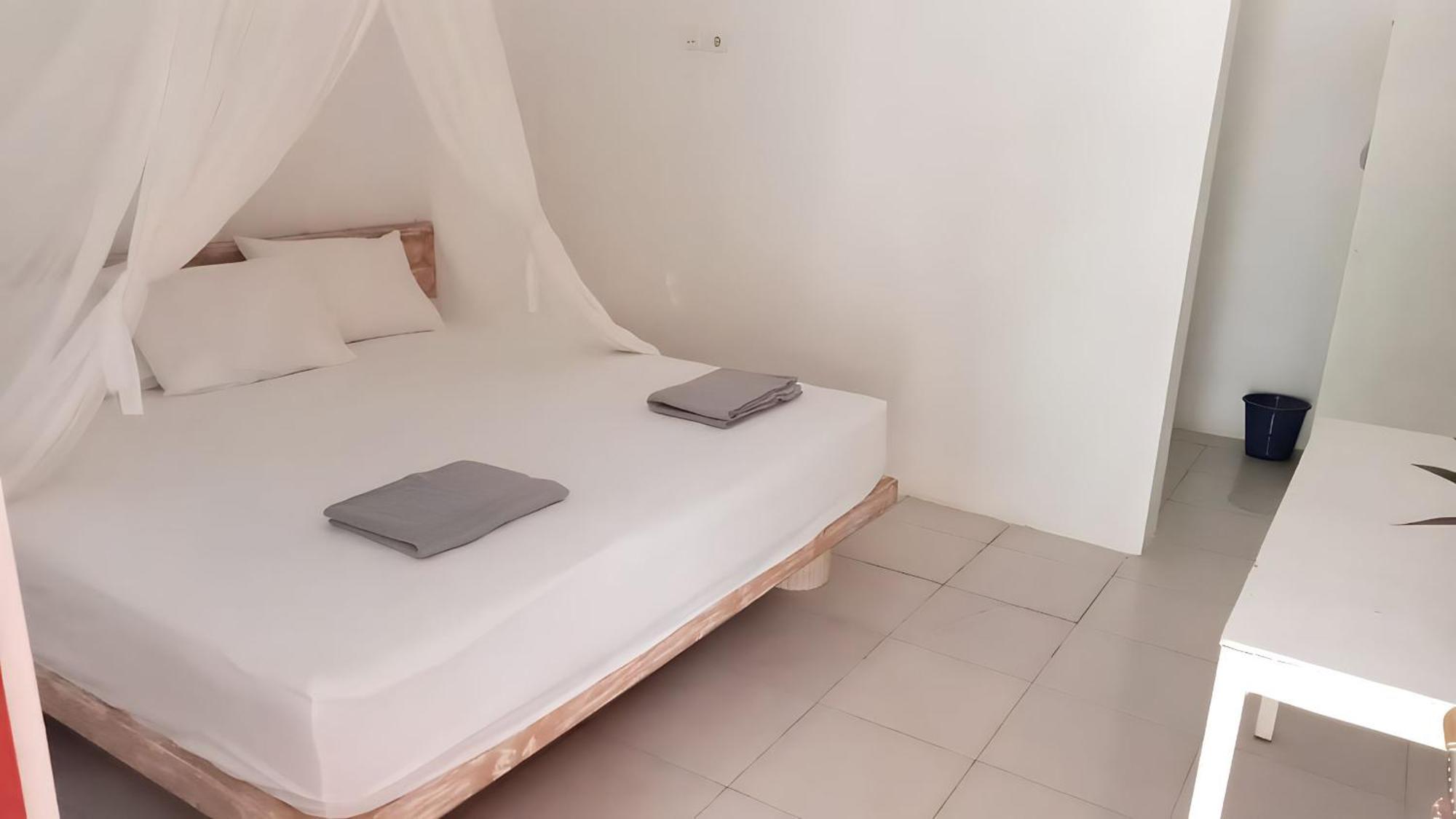 The Village Rua Beach Homestay Bagian luar foto